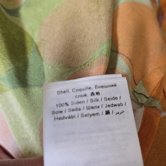 TIGER OF SWEDEN 100% Silk Circle Pattern Blouse. Size 36/ Small - Picture 12 of 16